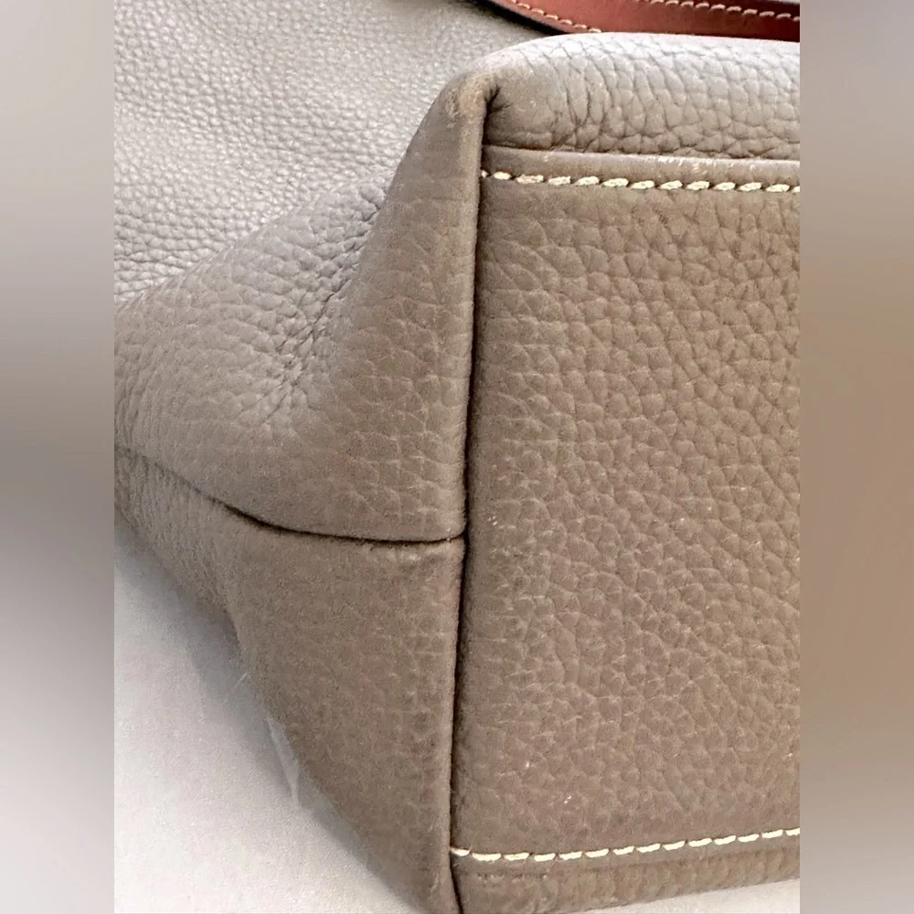 Dooney & Bourke | Pebble Small Sloan Elephant